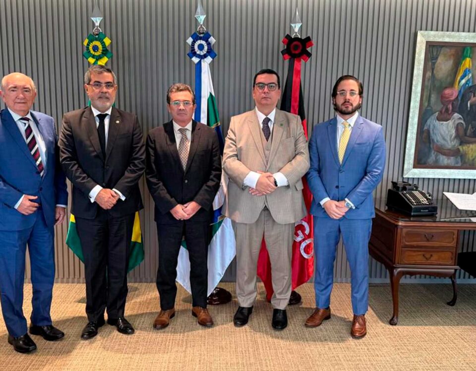 PRESIDENTE DO TCU RECEBE A ANMP